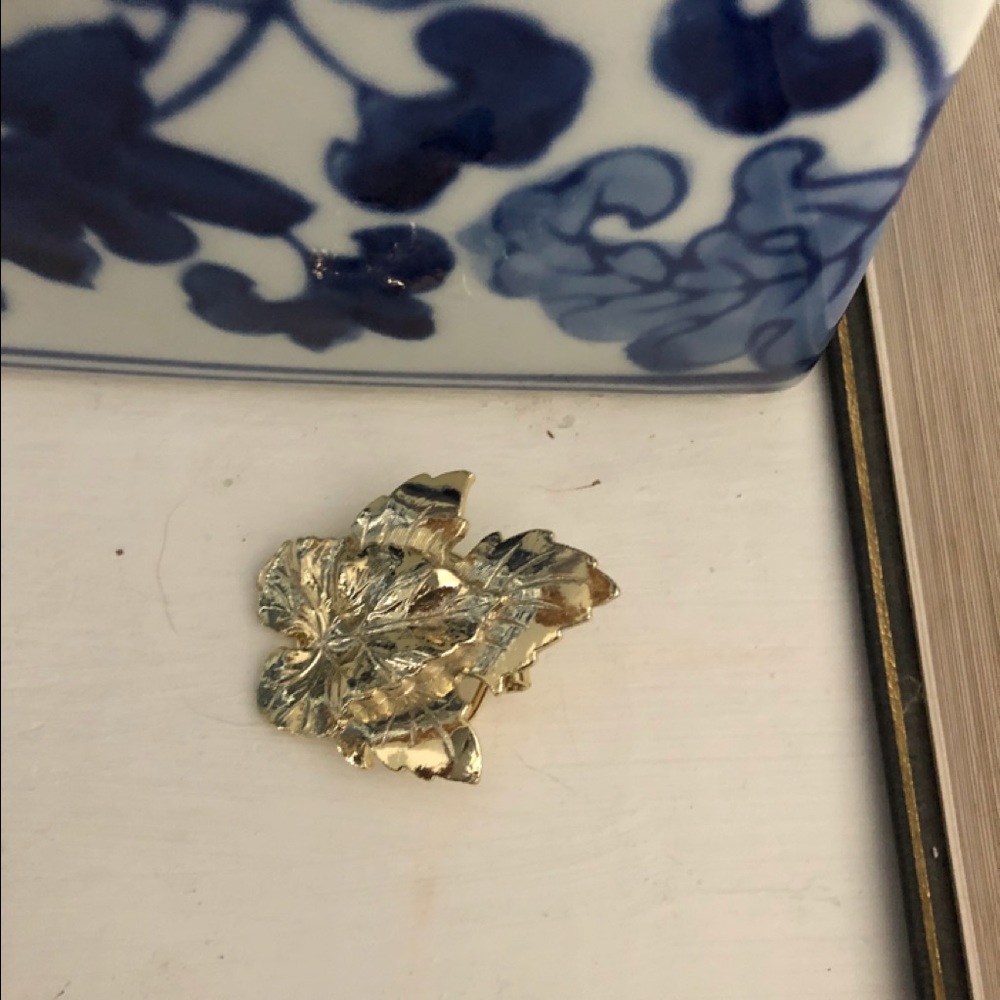 Leaf 🍁 🍂 Scarf Pin